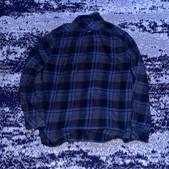 Kolby shirt - Picture 2 of 3